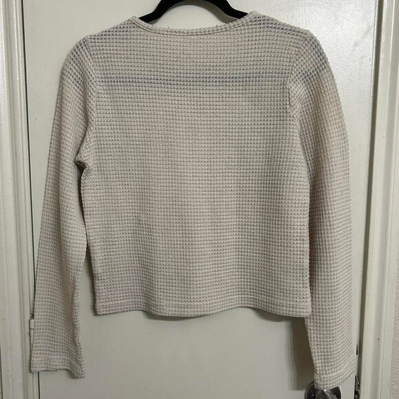 Unbranded Women's Cream and White Shirt - Picture 2 of 2